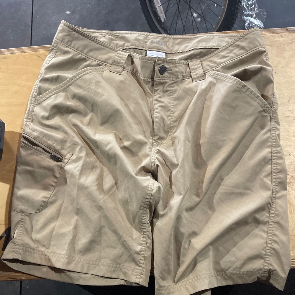 Columbia shorts